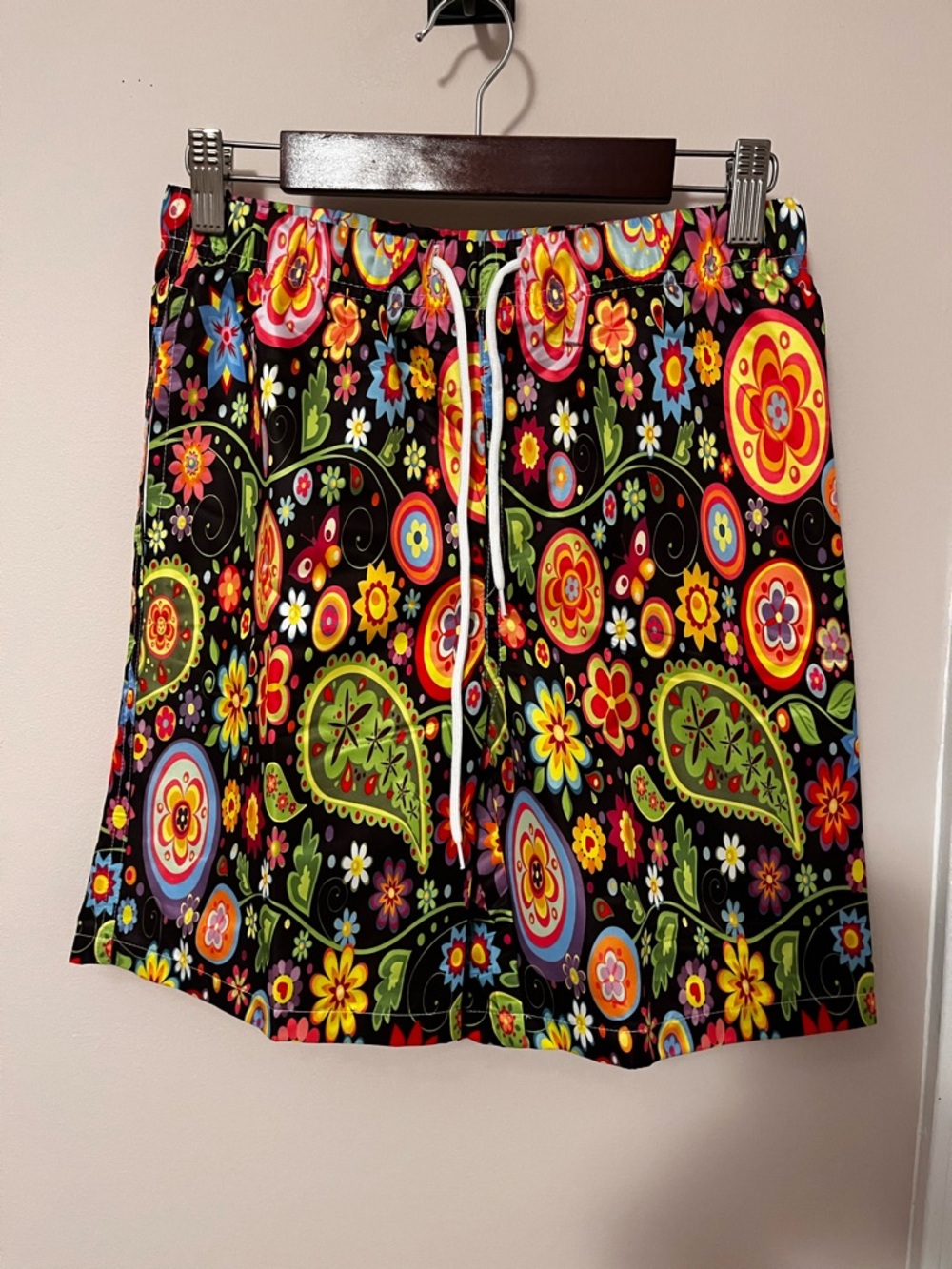 Men's Large  Black Floral Paisley Swim Trunks with Drawstring
